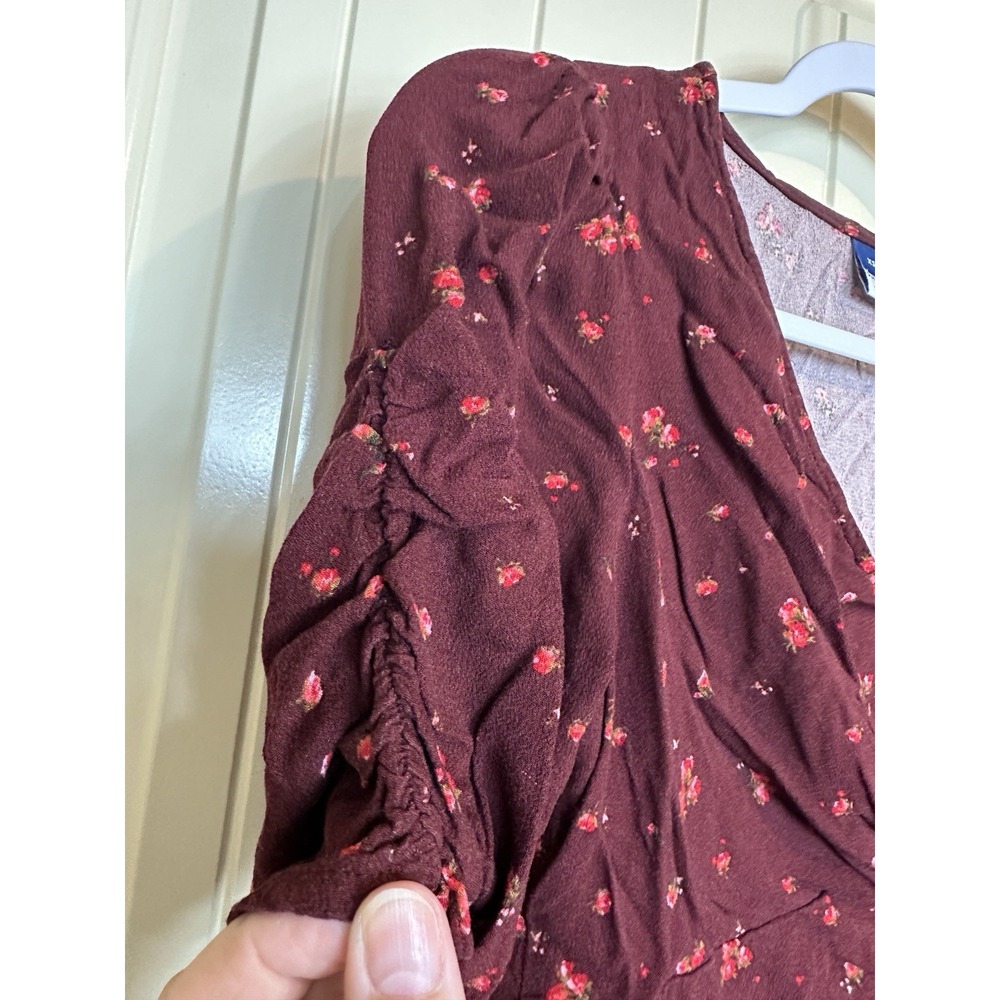 Old Navy Babydoll ruched rayon short sleeve burgundy floral blouse top sz XS - Picture 4 of 7